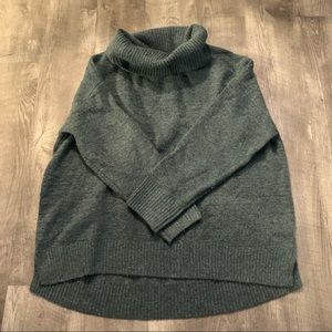 Old Navy Sweater